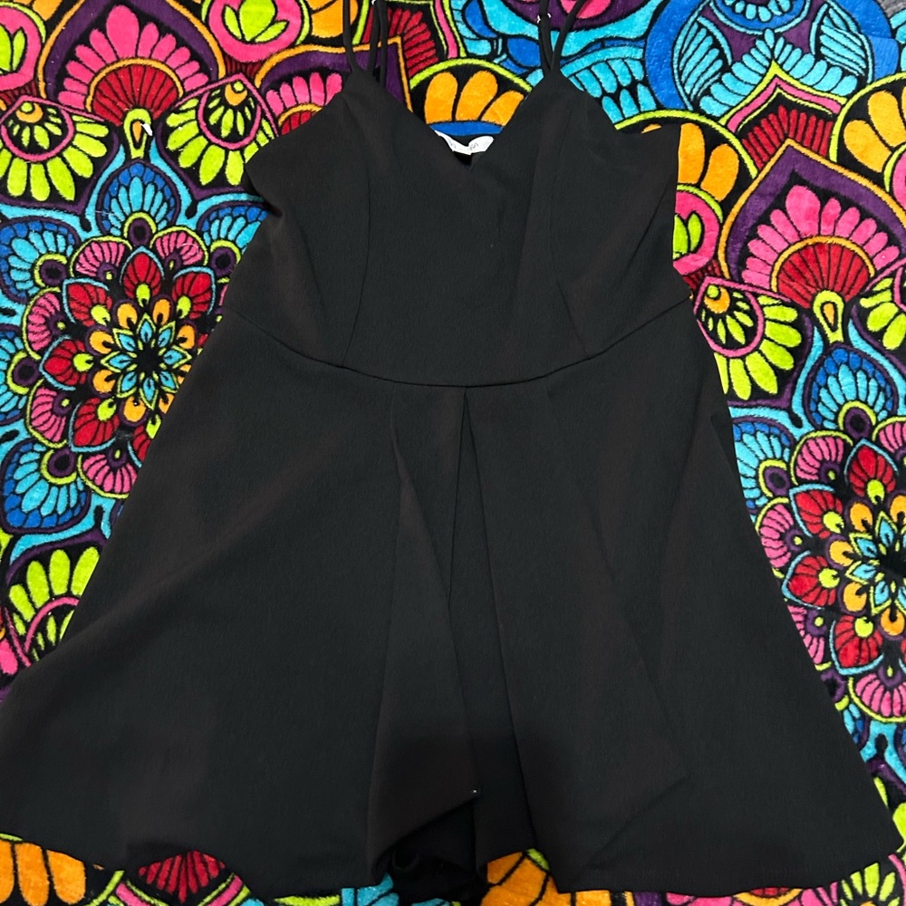 Black Sleeveless Dress